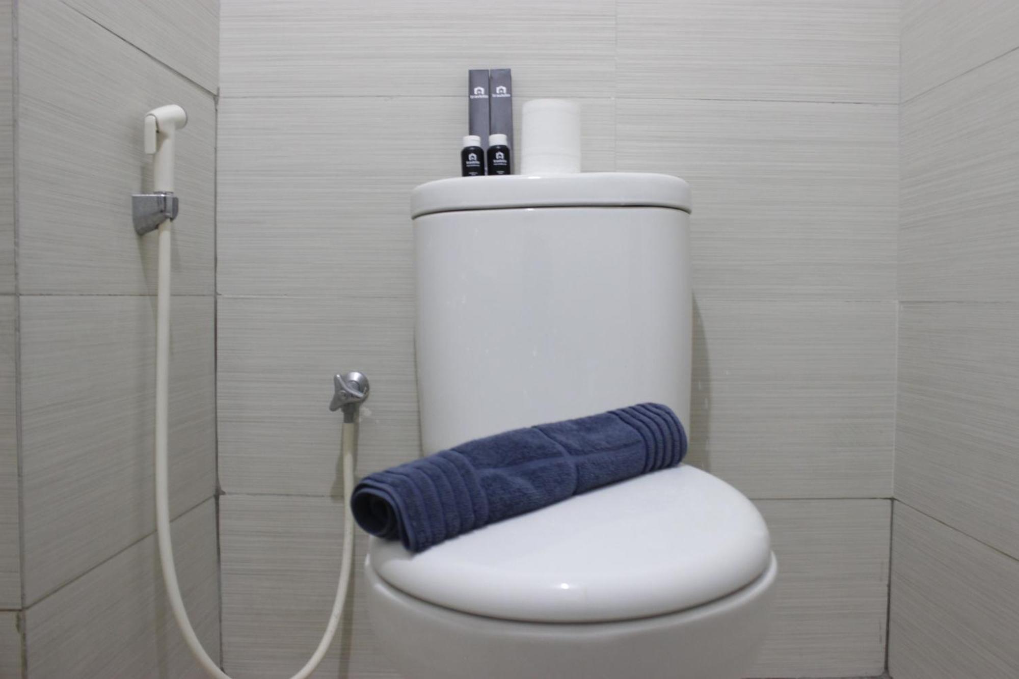 Stylish & Cozy 2br At Gateway Pasteur Near Pasteur Exit Toll By Travelio Bandung